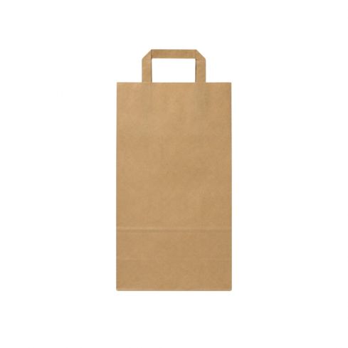 Braune Papiertragetasche 22 + 10 x 28 cm aus 70 g/m² Kraftpapier mit Flachhenkeln auf weißem Hintergrund.